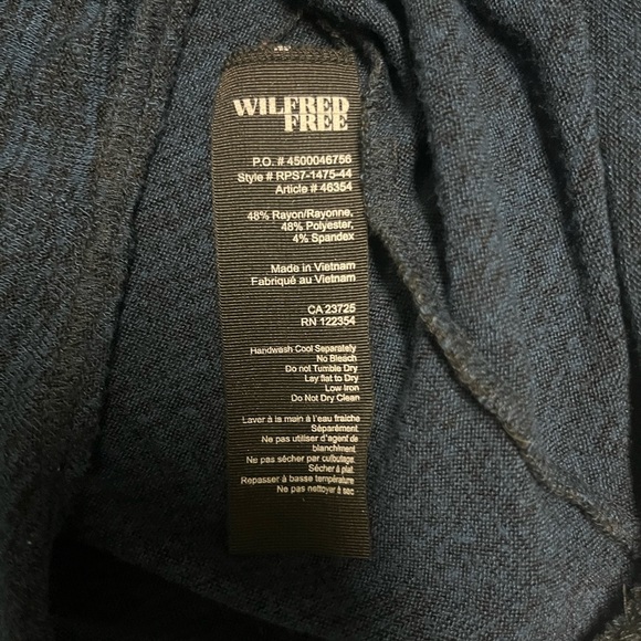 🌸Women's Blue Long Sleeve Top - Picture 4 of 4